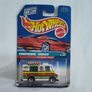 Hot Wheels Tropicool Series Ice Cream Truck